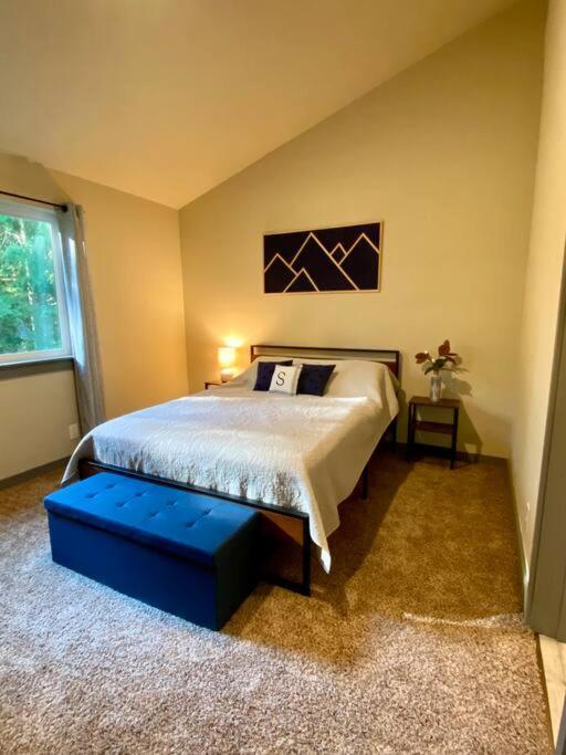 New Modern Cabin! 5Mi To Mt Rainier National Park! Hot Tub & Wifi Ashford Exterior photo
